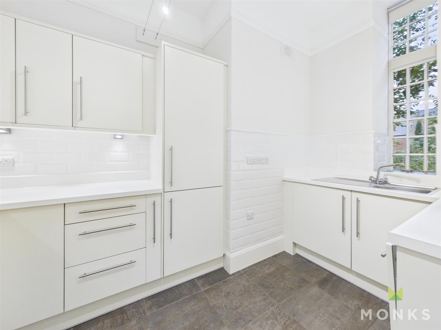 29 Oliver Road, Shrewsbury, SY3 5FX For Sale